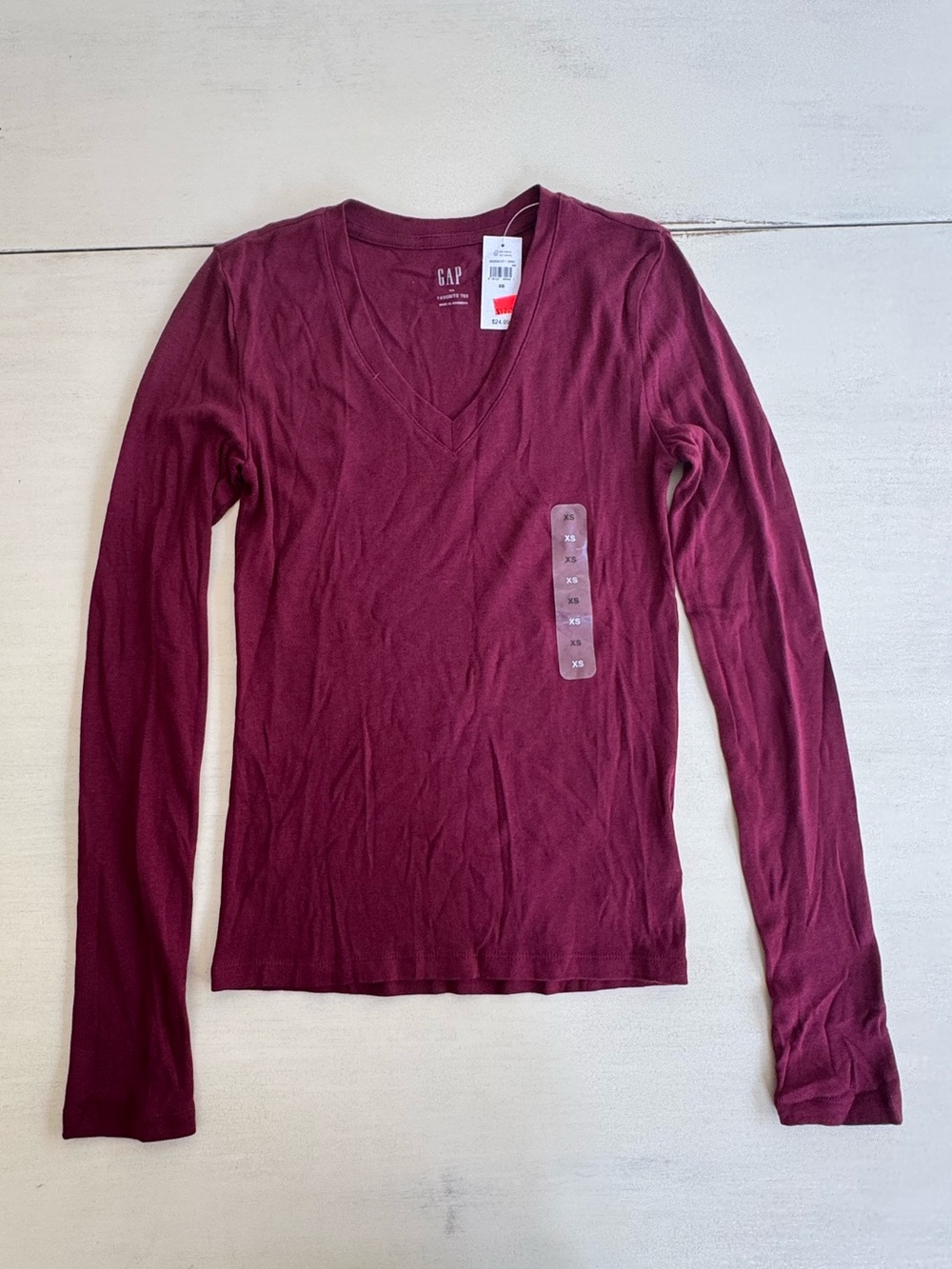 GAP Women's V-Neck Long Sleeve Top